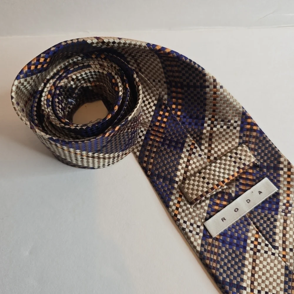 RODA Silk Men's Repp Tie Woven Striped Handmade In Italy Tan Blue 61